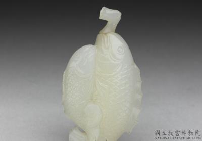 图片[2]-Jade snuff bottle in the shape of two joined fish, Qing dynasty, 18th century-China Archive